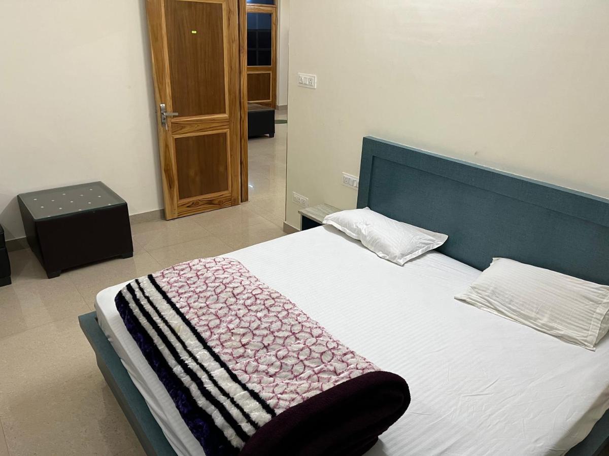 Ranas B&B Shimla Exteriör bild